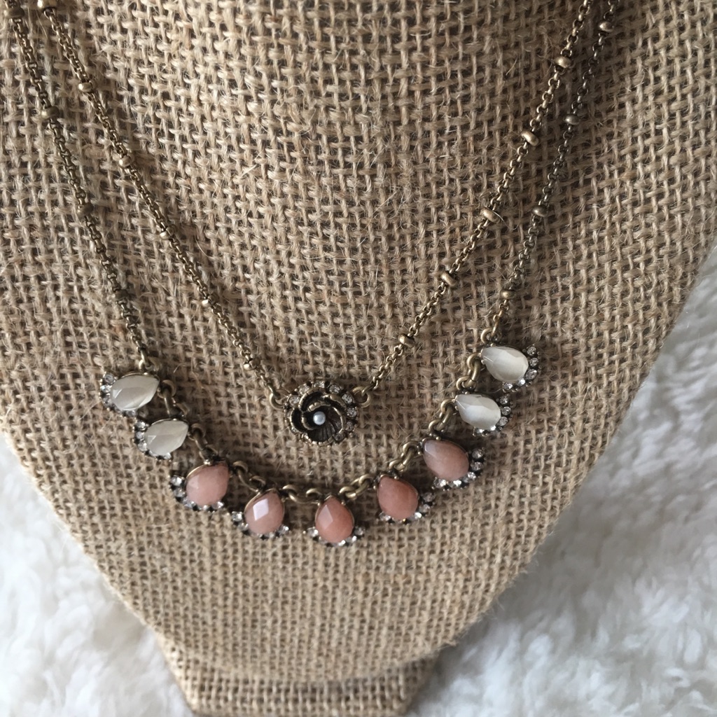 Chloe Isabel Sunset Vista Convertible Necklace 40$